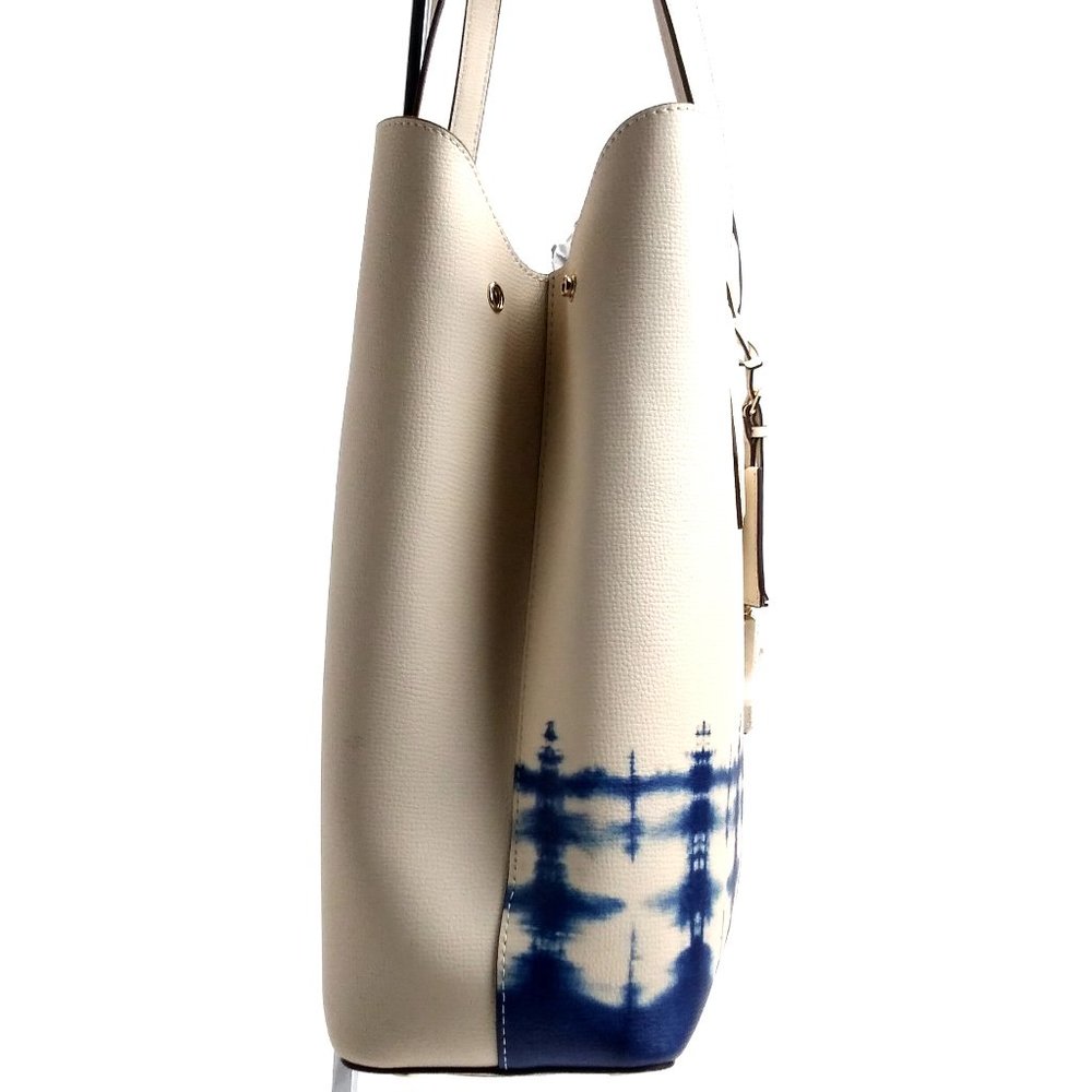 DKNY SULLIVAN-LG NS TOTE-TIE - Picture 4 of 8